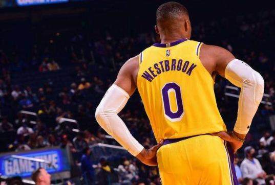 【观点】韦少球商低？混了那么多年的他才是球场智者