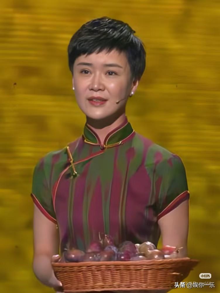 www hth com-贺娇龙离世前聊天记录曝光，年入900万，本可以躺赢!47岁仍爱折腾