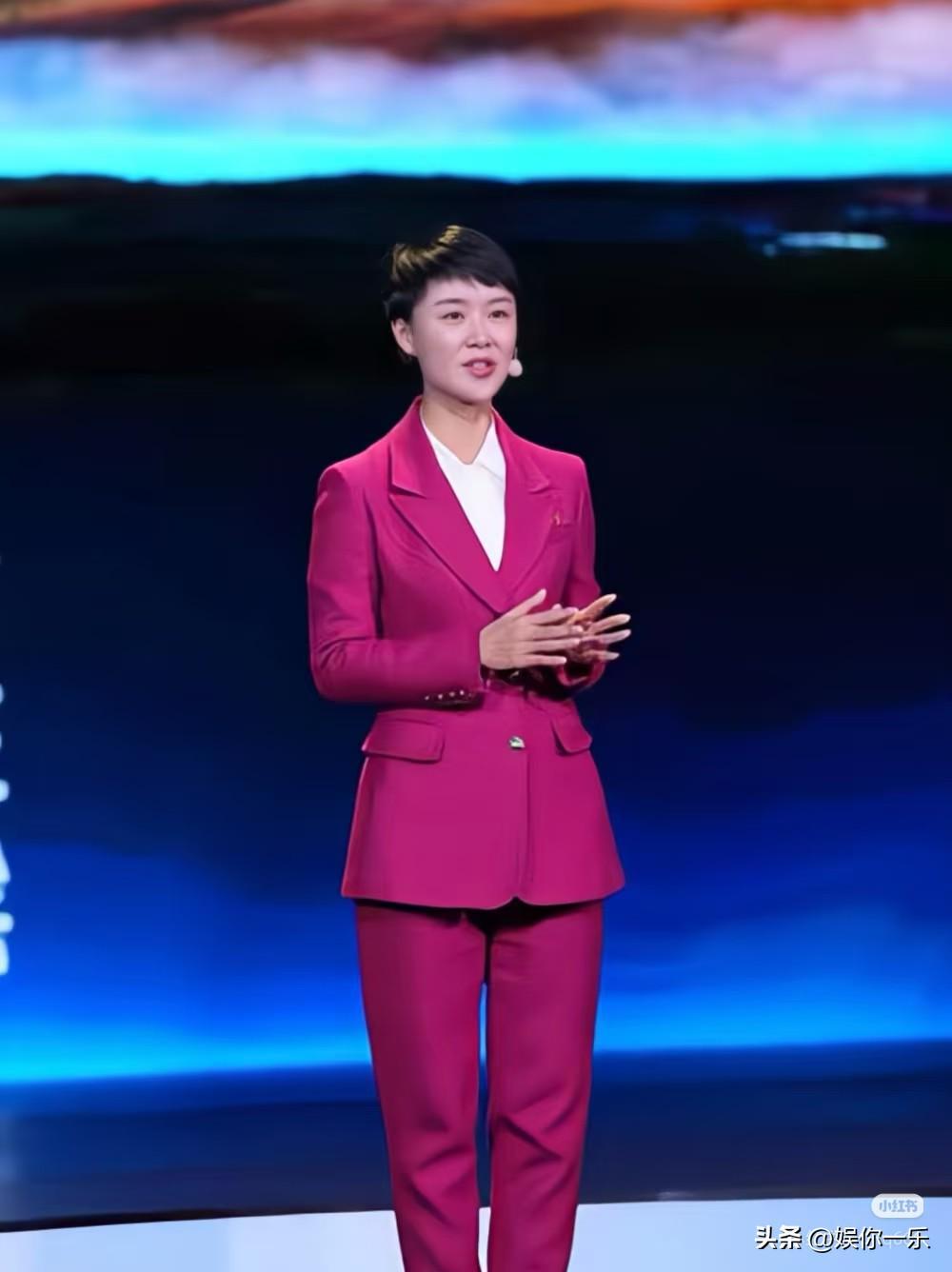 www hth com-贺娇龙离世前聊天记录曝光，年入900万，本可以躺赢!47岁仍爱折腾